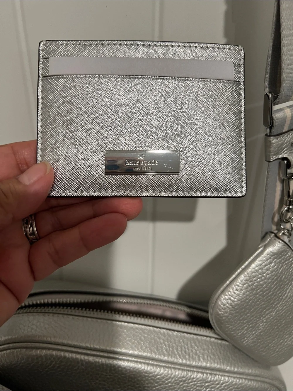 kate spade ♠️ Silver Pebbled Crossbody Camera Purse-strap w/ wallet & coin purse